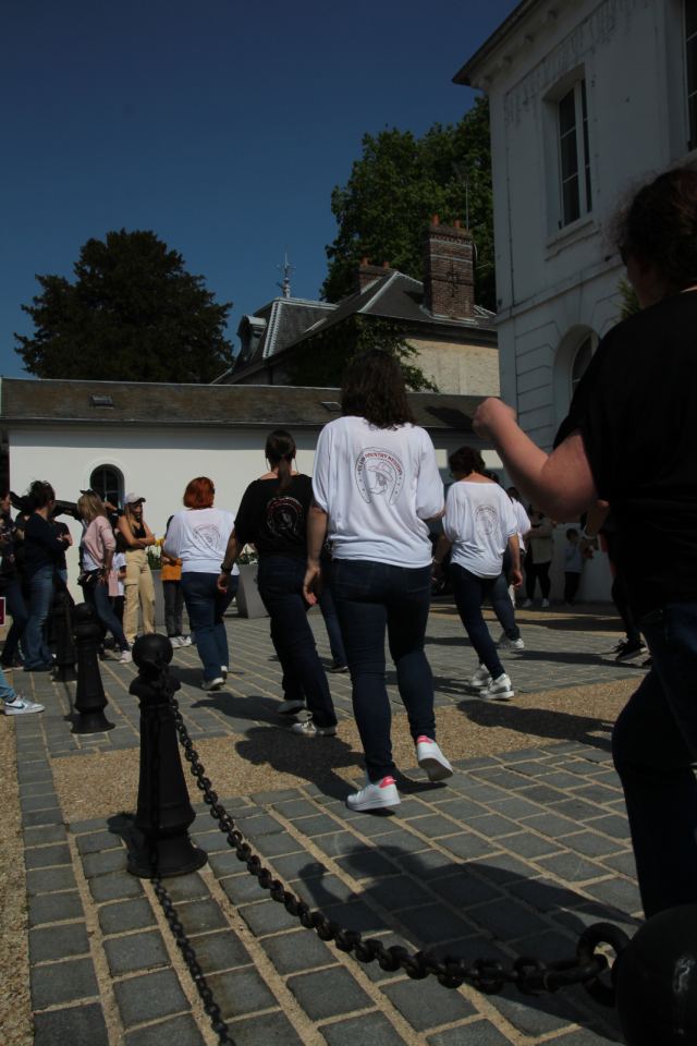 Prestation à la fête de La Rosière à Faremoutiers le 08 mai 2022, photo 25