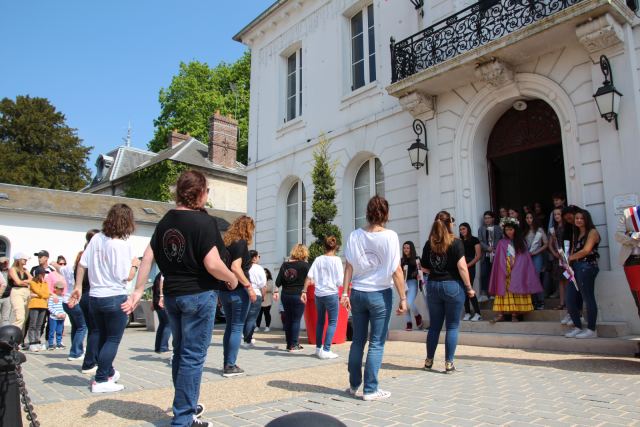 Prestation à la fête de La Rosière à Faremoutiers le 08 mai 2022, photo 27