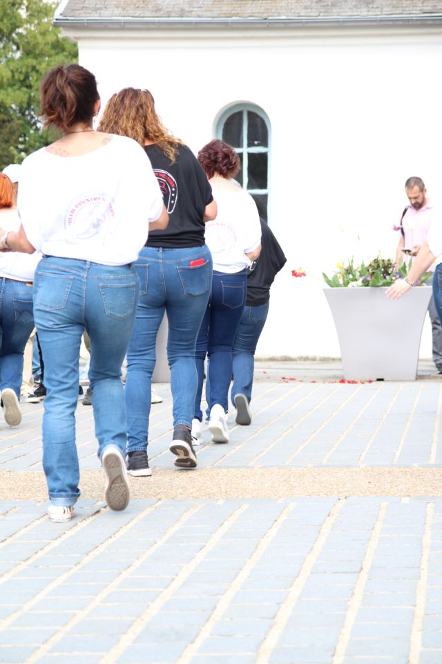 Prestation à la fête de La Rosière à Faremoutiers le 08 mai 2022, photo 47