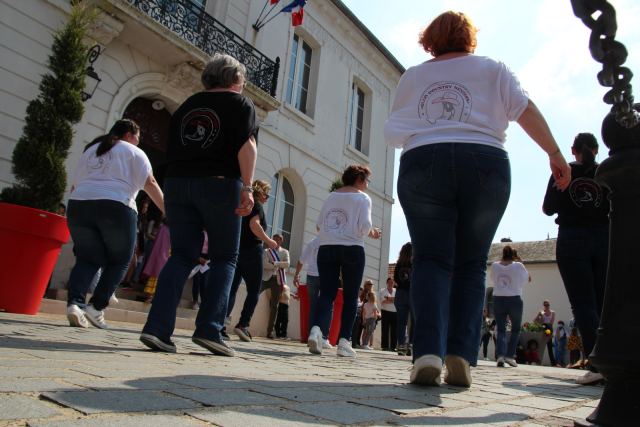 Prestation à la fête de La Rosière à Faremoutiers le 08 mai 2022, photo 51