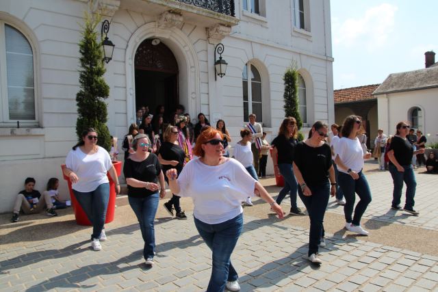 Prestation à la fête de La Rosière à Faremoutiers le 08 mai 2022, photo 57