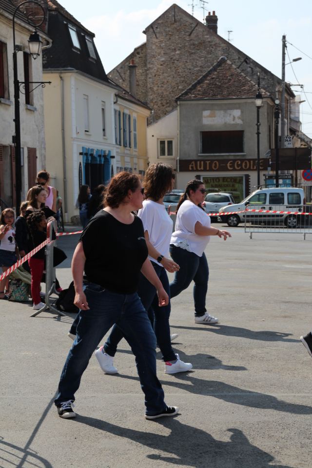 Prestation à la fête de La Rosière à Faremoutiers le 08 mai 2022, photo 72