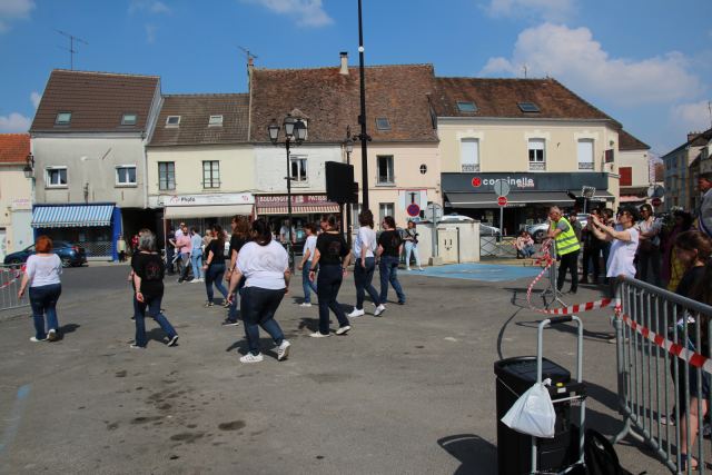 Prestation à la fête de La Rosière à Faremoutiers le 08 mai 2022, photo 74