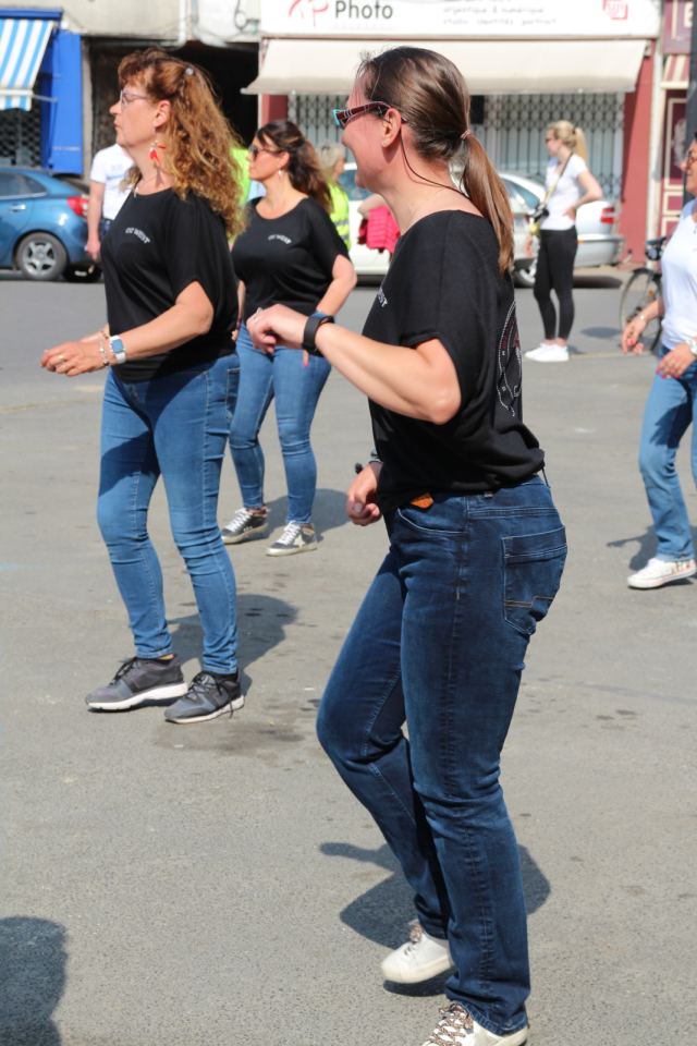 Prestation à la fête de La Rosière à Faremoutiers le 08 mai 2022, photo 84