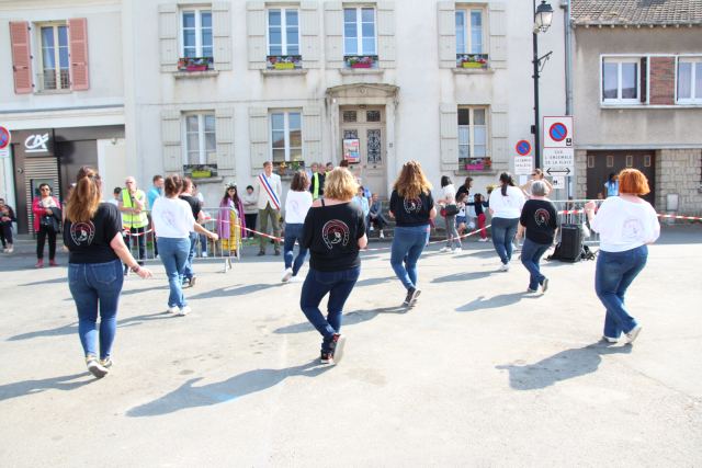 Prestation à la fête de La Rosière à Faremoutiers le 08 mai 2022, photo 100