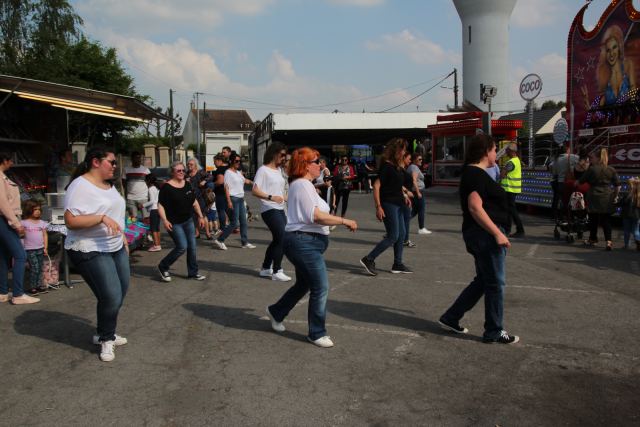 Prestation à la fête de La Rosière à Faremoutiers le 08 mai 2022, photo 103