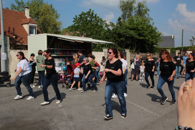 Prestation à la fête de La Rosière à Faremoutiers le 08 mai 2022, photo 131