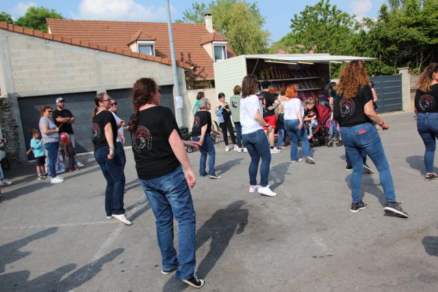Prestation à la fête de La Rosière à Faremoutiers le 08 mai 2022, photo 135