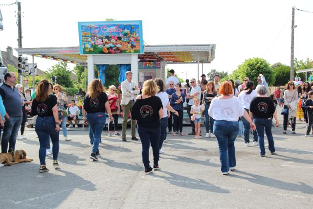 Prestation à la fête de La Rosière à Faremoutiers le 08 mai 2022, photo 147