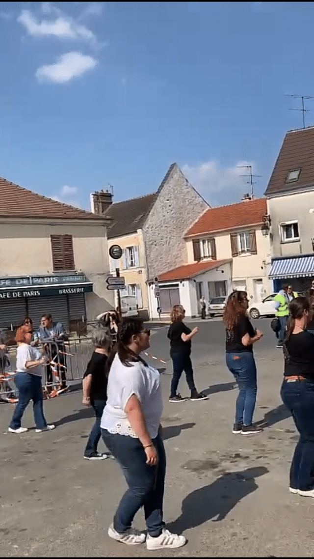 Prestation à la fête de La Rosière à Faremoutiers le 08 mai 2022, photo 176