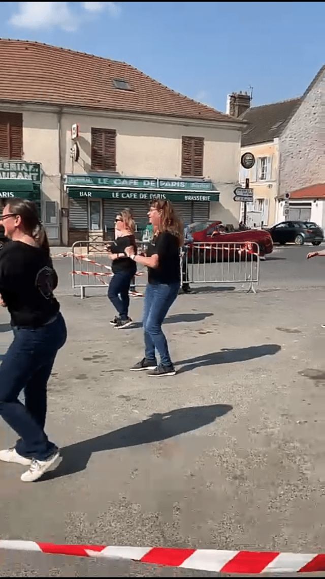 Prestation à la fête de La Rosière à Faremoutiers le 08 mai 2022, photo 177