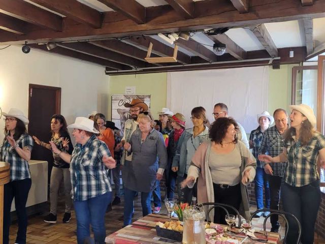 Prestation au bar de Tresmes 23 avril 2023, photo 5