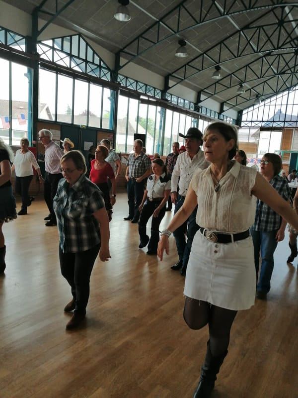 Bal de la Ferté-Gaucher 14 mai 2023, photo 4