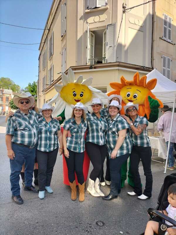 Prestation dans les rues de Coulommiers 03 juin 2023, photo 1