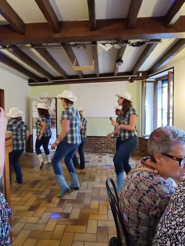 Prestation au bar " AU GRAND MORIN " de Tresmes 10 juin 2023, photo 2