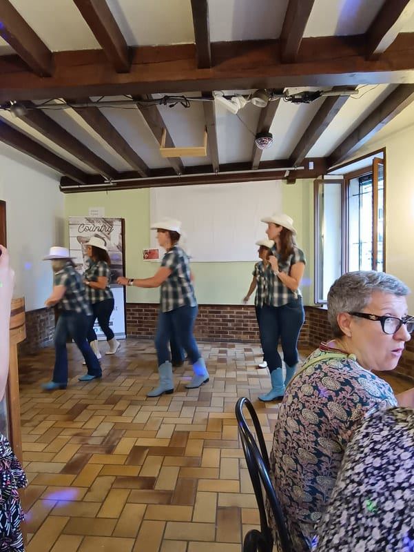 Prestation au bar " AU GRAND MORIN " de Tresmes 10 juin 2023, photo 3