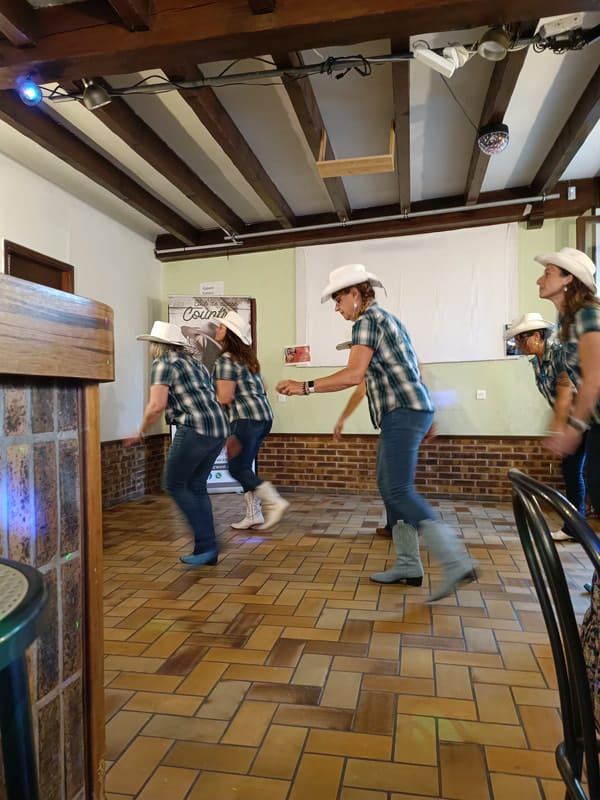 Prestation au bar " AU GRAND MORIN " de Tresmes 10 juin 2023, photo 18
