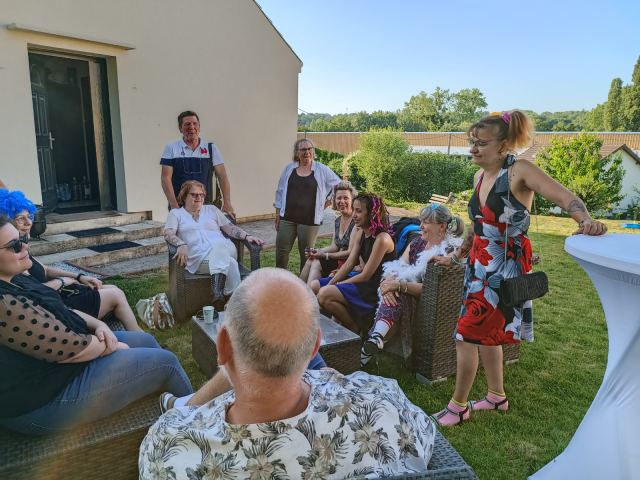 Soirée de fin d'année dans le jardin de Cécilia le 24 juin 2023, photo 3