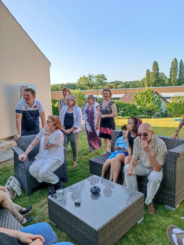 Soirée de fin d'année dans le jardin de Cécilia le 24 juin 2023, photo 9