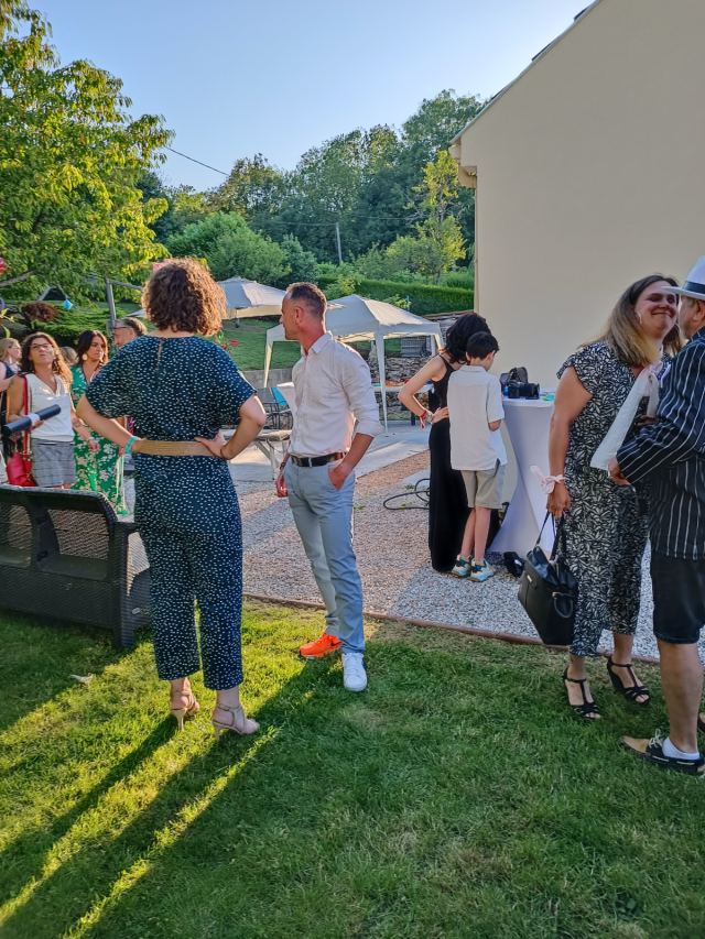 Soirée de fin d'année dans le jardin de Cécilia le 24 juin 2023, photo 11