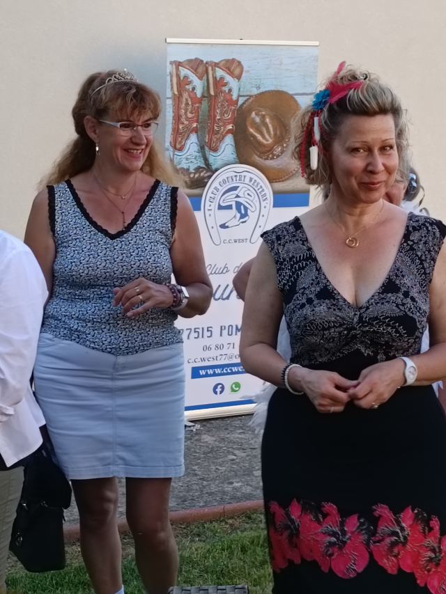 Soirée de fin d'année dans le jardin de Cécilia le 24 juin 2023, photo 17