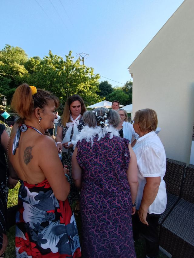 Soirée de fin d'année dans le jardin de Cécilia le 24 juin 2023, photo 26