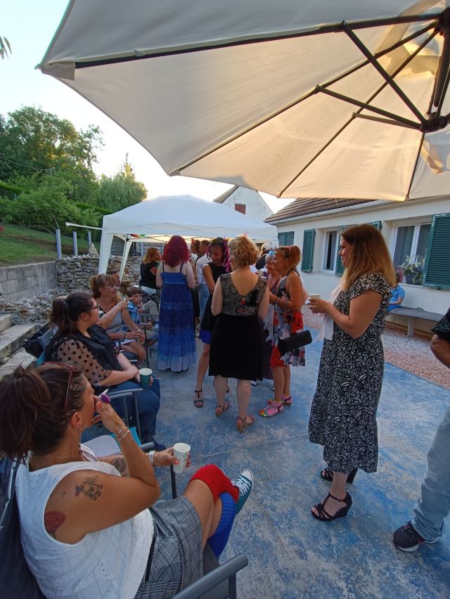 Soirée de fin d'année dans le jardin de Cécilia le 24 juin 2023, photo 37