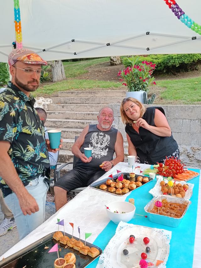 Soirée de fin d'année dans le jardin de Cécilia le 24 juin 2023, photo 42