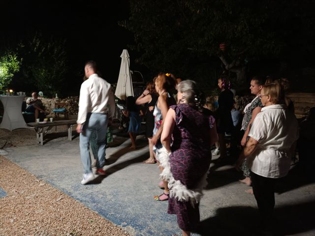 Soirée de fin d'année dans le jardin de Cécilia le 24 juin 2023, photo 50