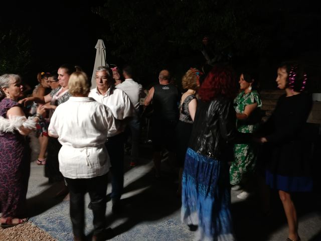 Soirée de fin d'année dans le jardin de Cécilia le 24 juin 2023, photo 56