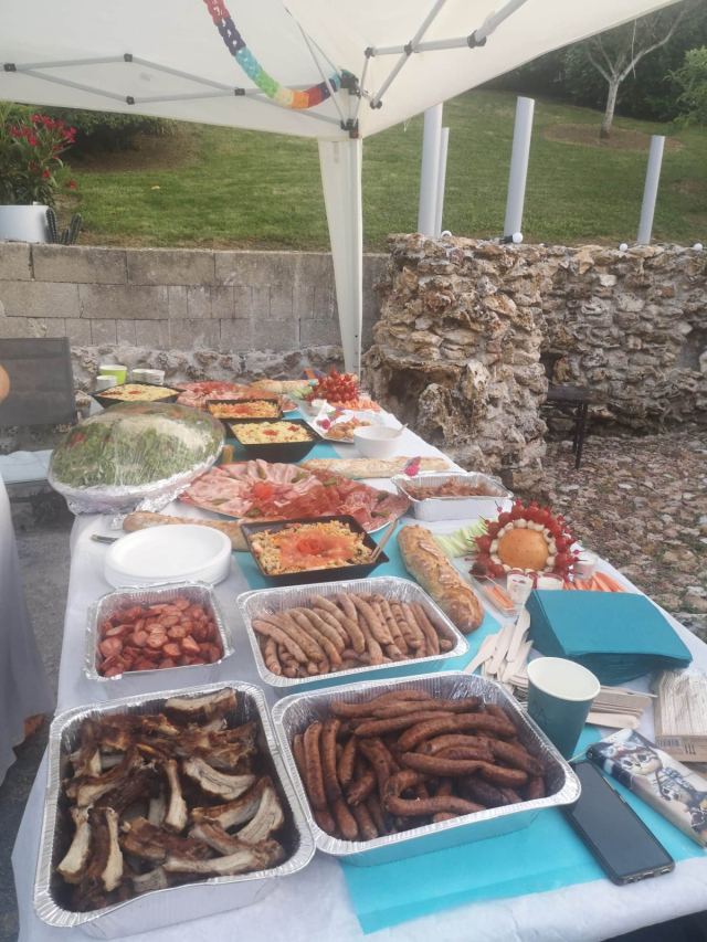 Soirée de fin d'année dans le jardin de Cécilia le 24 juin 2023, photo 61