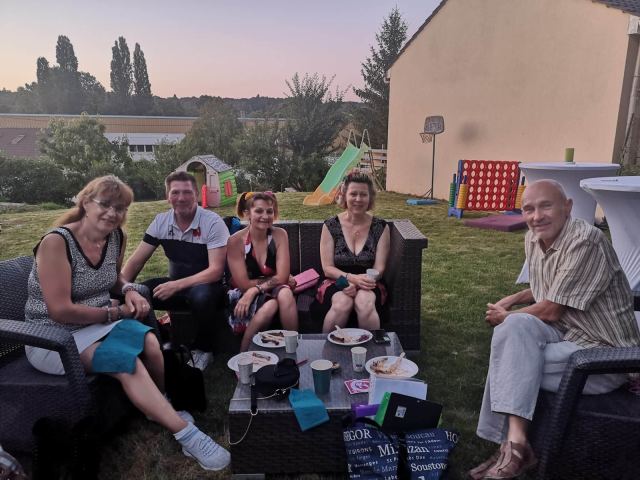 Soirée de fin d'année dans le jardin de Cécilia le 24 juin 2023, photo 63