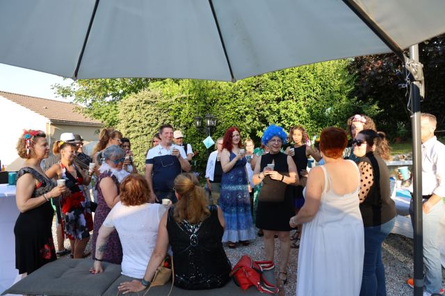 Soirée de fin d'année dans le jardin de Cécilia le 24 juin 2023, photo 101