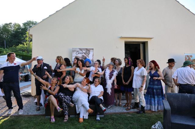 Soirée de fin d'année dans le jardin de Cécilia le 24 juin 2023, photo 106