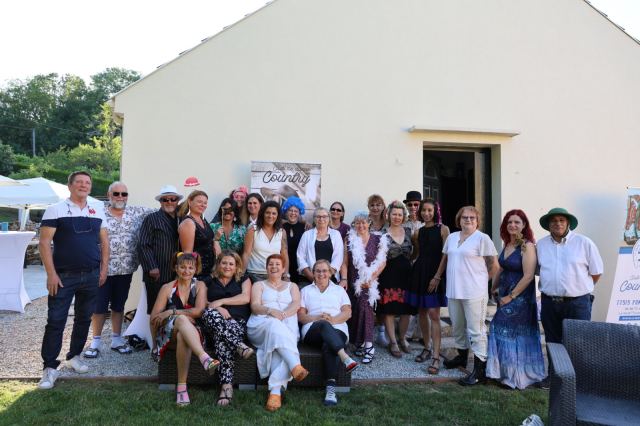 Soirée de fin d'année dans le jardin de Cécilia le 24 juin 2023, photo 107