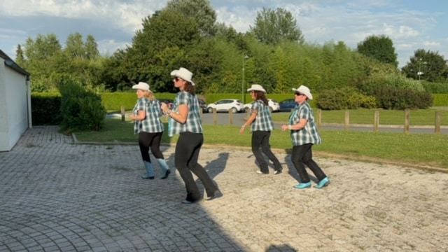Surprise pour le mariage de notre adhérente Sarah le 20 juillet 2024 !, photo 9