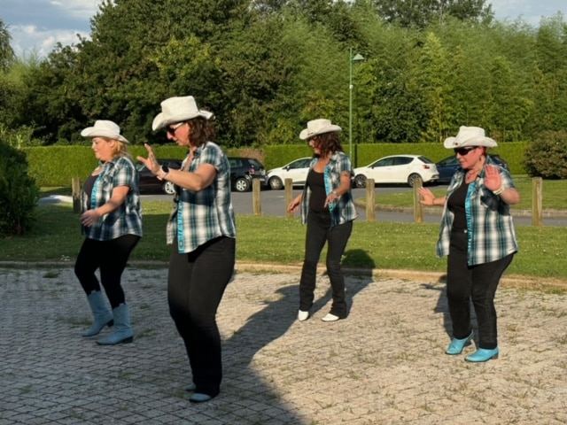 Surprise pour le mariage de notre adhérente Sarah le 20 juillet 2024 !, photo 10