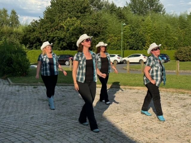 Surprise pour le mariage de notre adhérente Sarah le 20 juillet 2024 !, photo 11