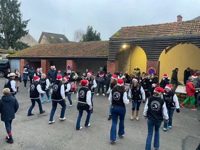 Parade de Noël de Faremoutiers le 15 décembre 2024, photo 6