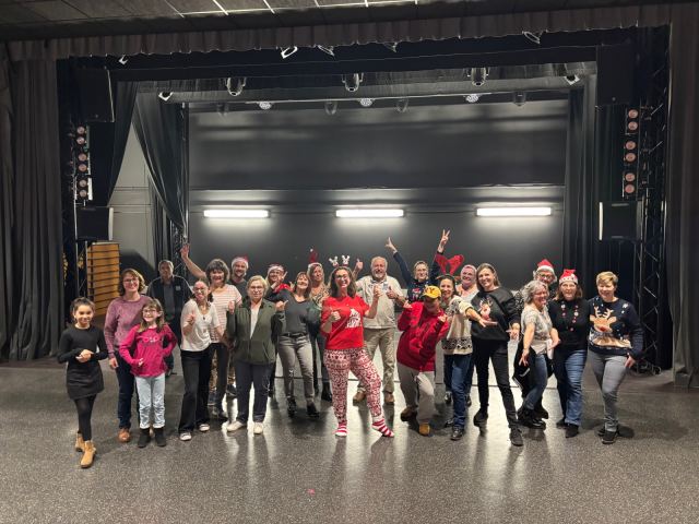 Dernier cours de danse de l'année avec accessoires de Noël !, photo 4