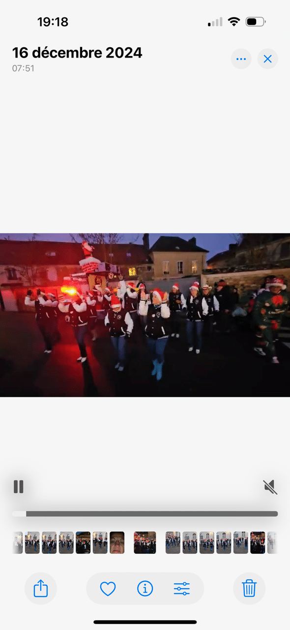 Parade de Noël de Faremoutiers le 15 décembre 2024, photo 8