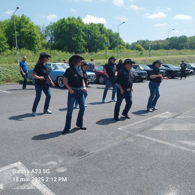 Démonstration au rassemblement US Cars 77 à Coulommiers le 18 mai, photo 5