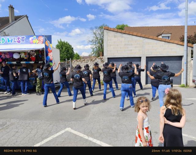 Prestation pour l'élection de la Rosière à Faremoutiers le 11 mai 2025, photo 1