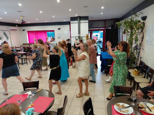 Soirée de fin d'année le 28 juin au restaurant Le Saint Pierre à Coulommiers, photo 16